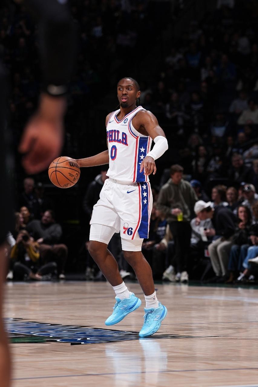 开云登录入口-戈贝尔禁赛!马克西39+8助攻76人大胜森林狼 华子28+9