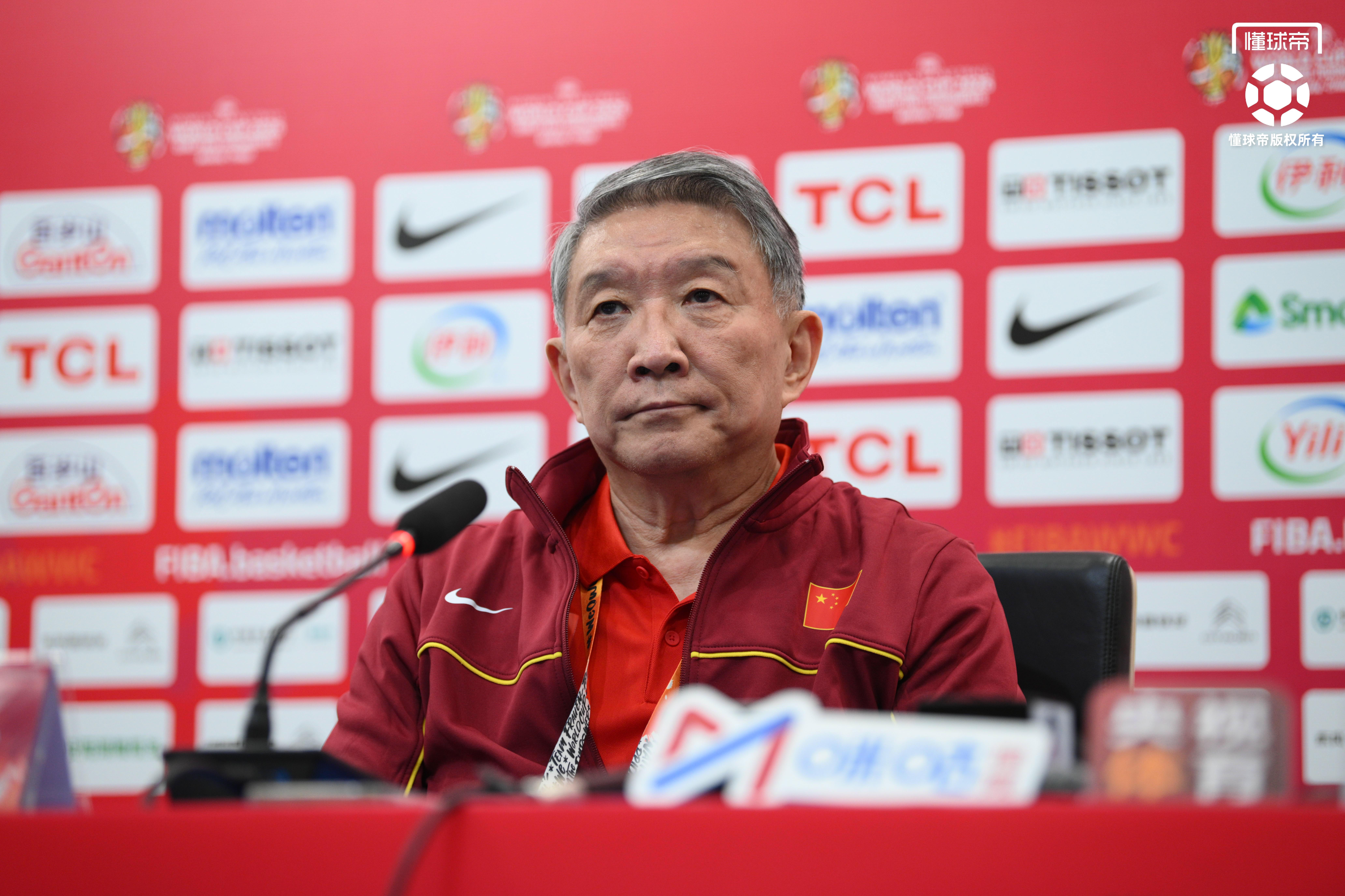 宫鲁鸣：我们在认真学比利时分享球；需要高水平比赛来锻炼